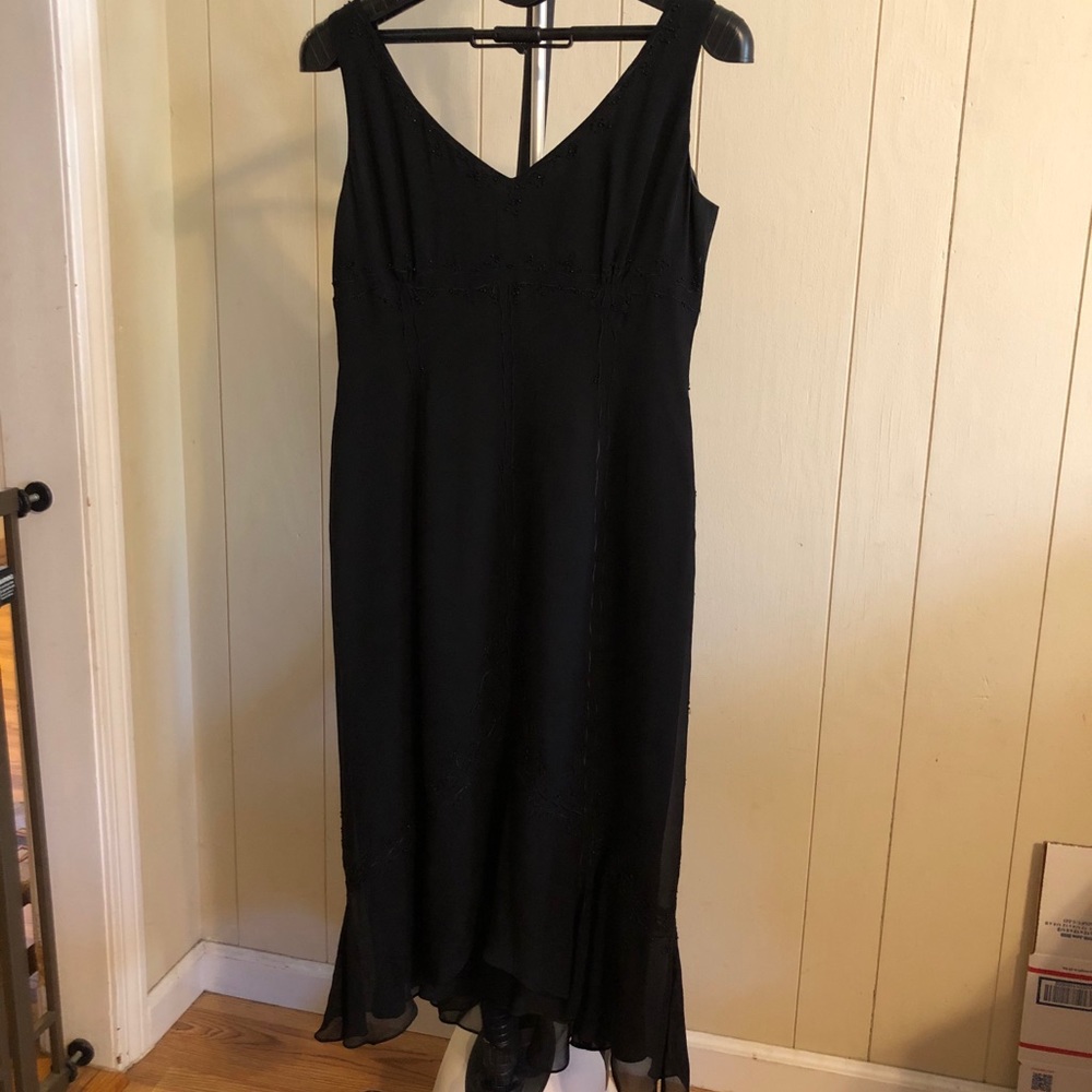Jones NY (size 6) - elegantly sequin silk dress
